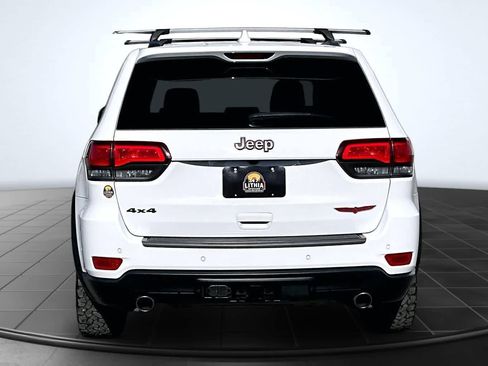 Used 2020 Jeep Grand Cherokee Trailhawk w/ Trailhawk Luxury Group AWD/4WD image 5
