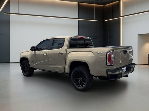 Used 2022 GMC Canyon Elevation w/ Elevation Premium Package AWD/4WD image 3
