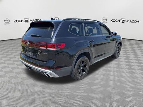 Used 2024 Volkswagen Atlas Peak Edition SE AWD/4WD image 7