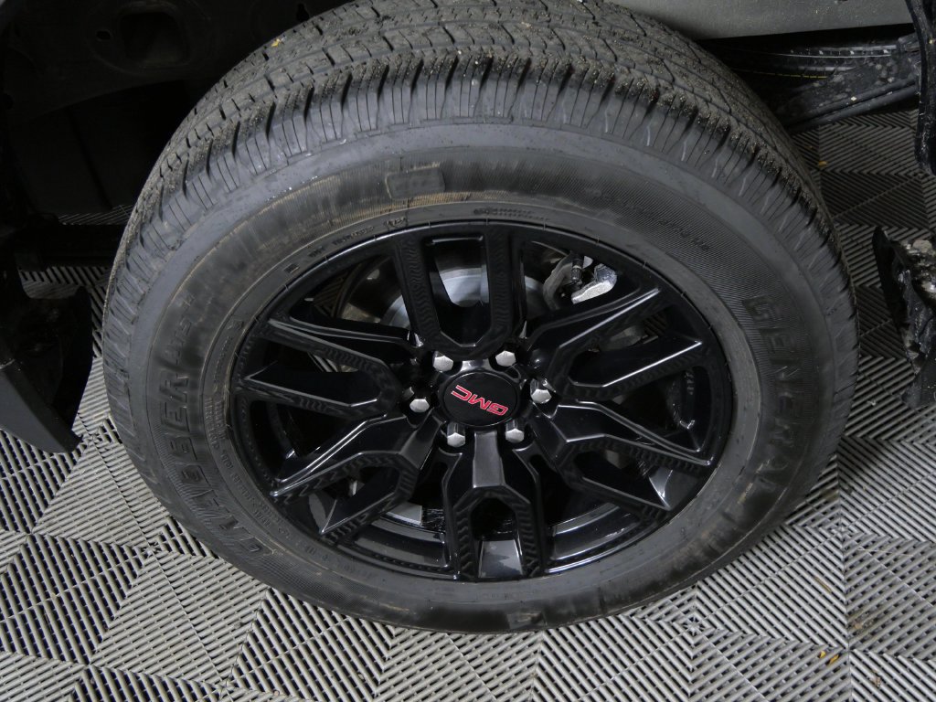 Used 2025 GMC Sierra 1500 Elevation AWD/4WD image 10