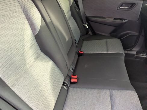 Certified 2023 Nissan Rogue SV image 14