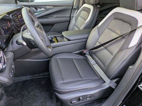 New 2026 Chevrolet Blazer EV LT AWD/4WD image 13