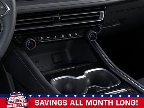 New 2025 Chevrolet Traverse LT w/ LPO, Floor Liner Package image 23