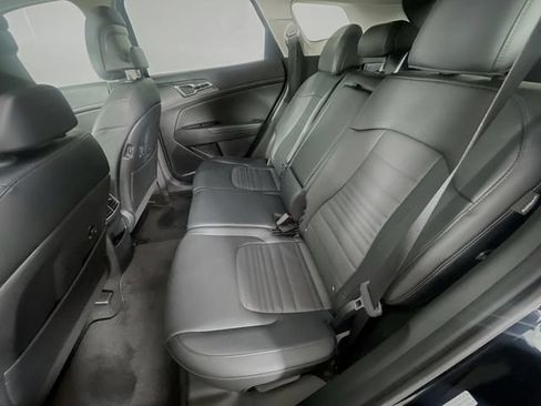 Used 2024 Kia Sportage SX FWD image 27