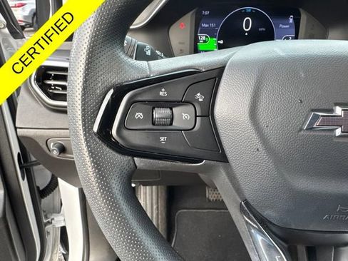 Used 2023 Chevrolet Bolt EUV LT FWD image 14