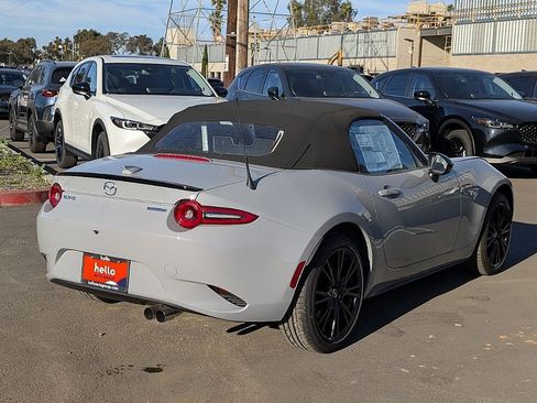 New 2025 MAZDA MX-5 Miata Club w/ Weather Package image 11