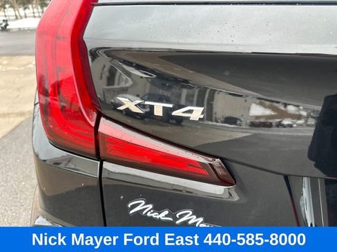 Used 2025 Cadillac XT4 Premium Luxury image 24