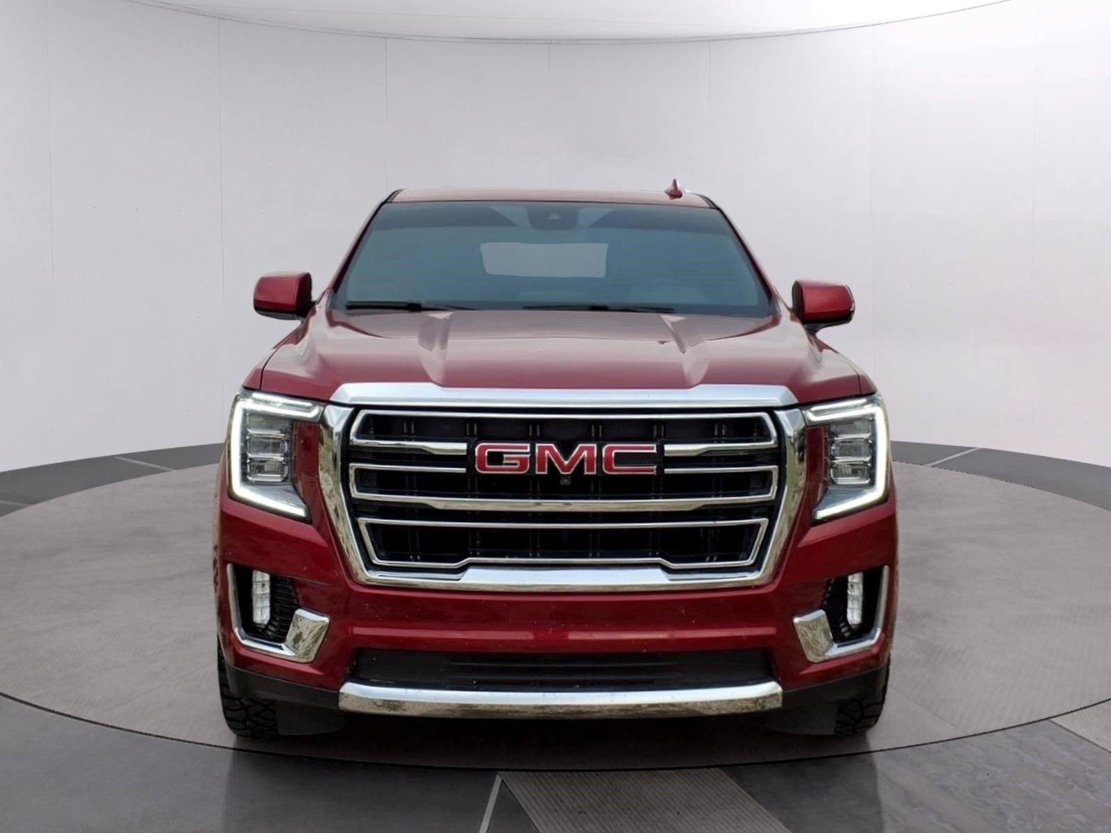 Used 2023 GMC Yukon XL SLT w/ SLT Premium Package AWD/4WD image 8