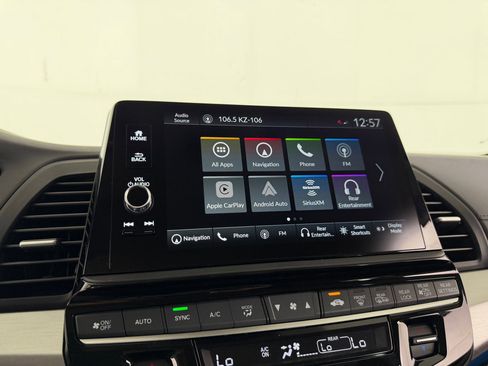New 2026 Honda Odyssey Touring image 22