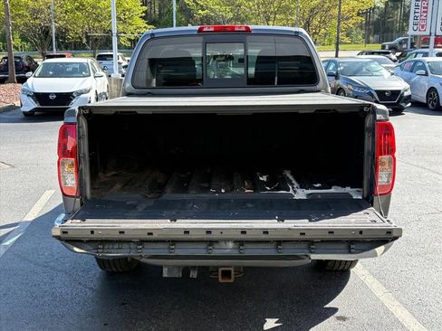 Used 2019 Nissan Frontier SV image 25