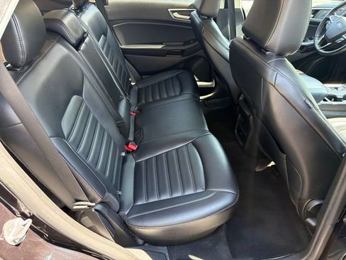 Used 2024 Ford Edge SEL AWD/4WD image 16
