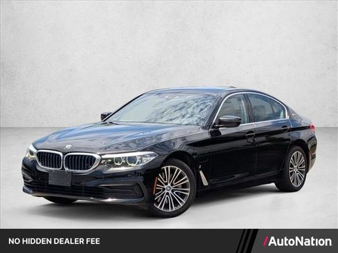Used 2019 BMW 530e RWD image 1