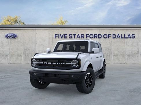 New 2026 Ford Bronco Outer Banks AWD/4WD image 2