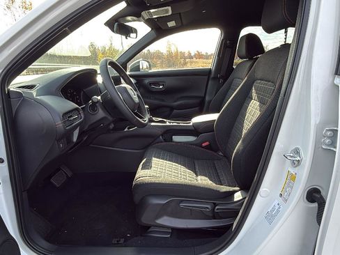 New 2026 Honda HR-V Sport image 25