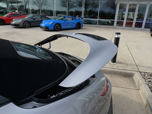 Used 2017 Porsche 911 Carrera 4S image 31