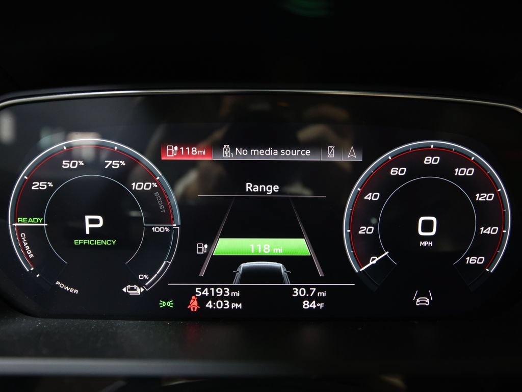 Used 2021 Audi e-tron Premium Plus w/ Premium Plus Package AWD/4WD image 17
