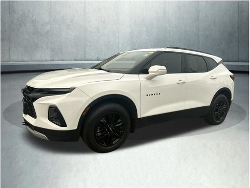 Used 2021 Chevrolet Blazer LT FWD image 1