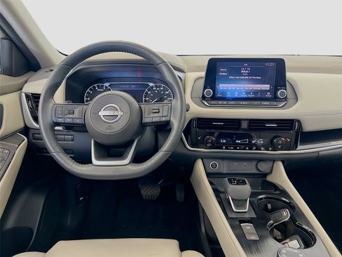 Used 2023 Nissan Rogue SL AWD/4WD image 2