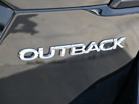 New 2025 Subaru Outback Limited image 13