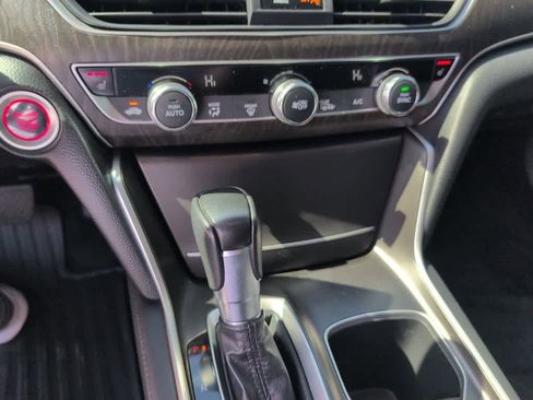 Used 2022 Honda Accord EX-L image 14
