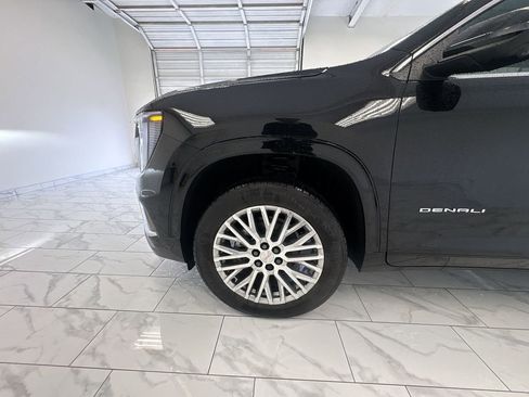 New 2026 GMC Acadia Denali w/ Super Cruise Package FWD image 34