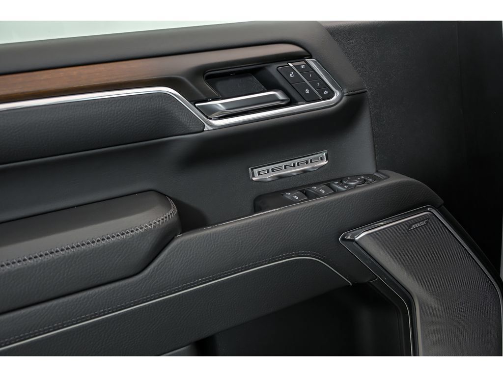 New 2026 GMC Sierra 1500 Denali w/ Denali Reserve Package AWD/4WD image 6