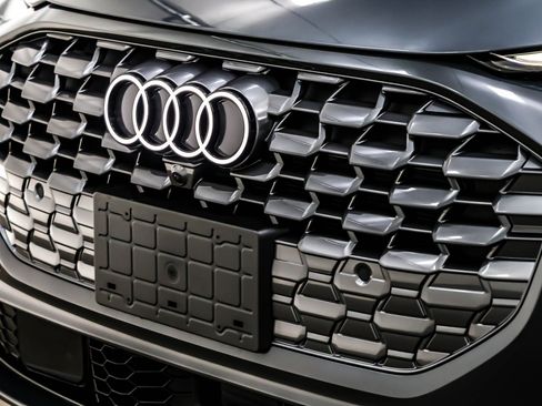 New 2025 Audi Q5 Premium Plus image 13