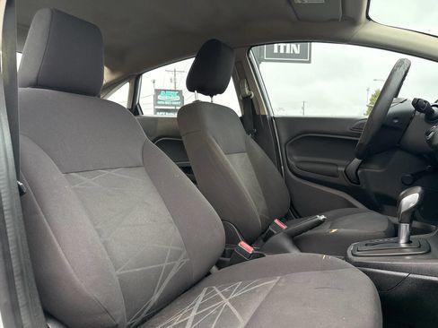 Used 2014 Ford Fiesta S image 17
