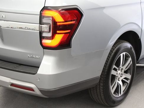 Used 2023 Ford Expedition Max Limited AWD/4WD image 10
