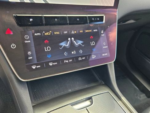 Used 2023 Maserati Grecale GT image 19