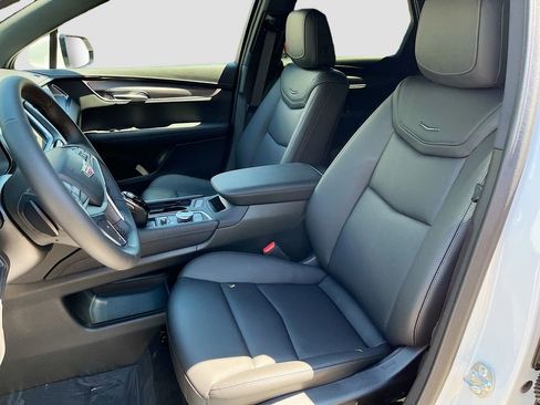 New 2025 Cadillac XT5 Luxury w/ LPO, Floor Liner Package image 21