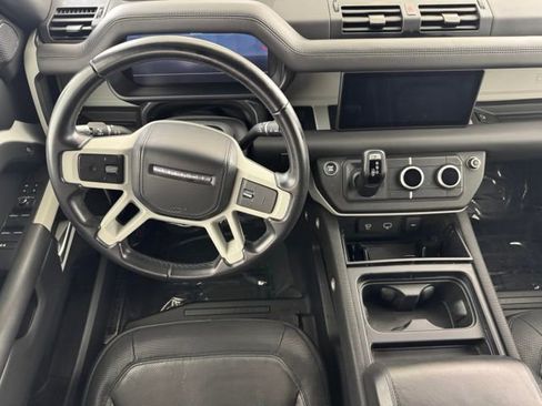 Used 2022 Land Rover Defender 110 X-Dynamic HSE AWD/4WD image 22