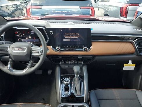 New 2026 GMC Canyon AT4 AWD/4WD image 14