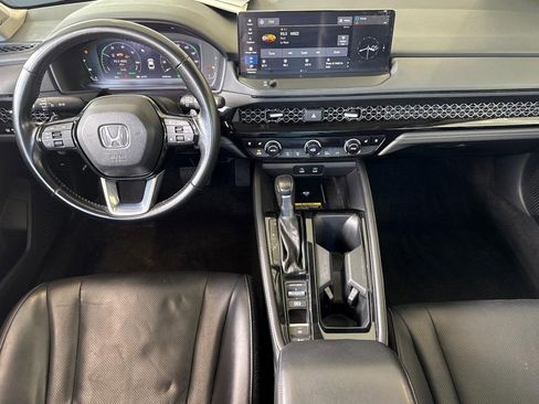 Used 2024 Honda Accord Touring image 25