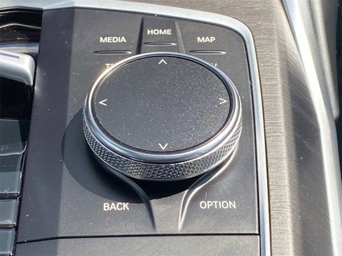 Used 2024 BMW 330i xDrive Sedan w/ Convenience Package image 17