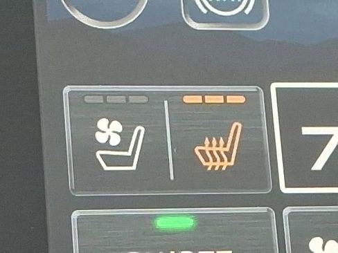 Certified 2025 Subaru Ascent Touring image 29