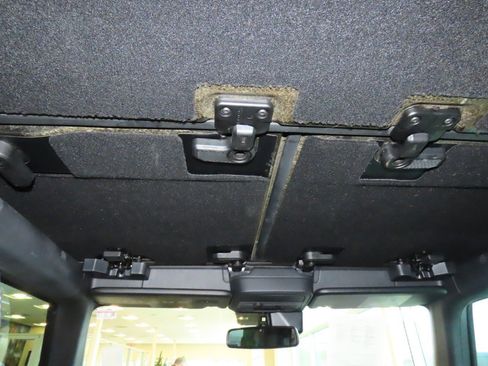 Used 2022 Ford Bronco Outer Banks w/ Sasquatch Package image 19