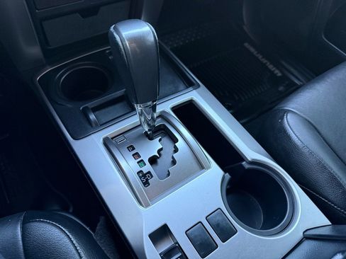 Used 2016 Toyota 4Runner SR5 image 31