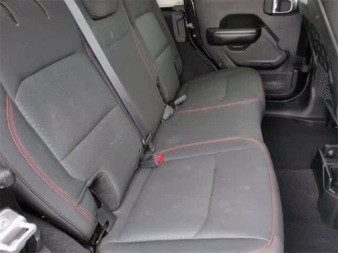 Used 2018 Jeep Wrangler Unlimited Rubicon image 20
