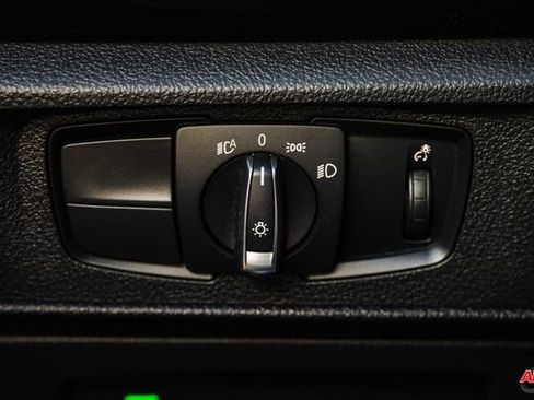 Used 2017 BMW M2 image 86