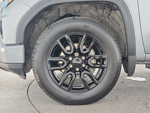 Used 2025 GMC Sierra 1500 Elevation AWD/4WD image 39