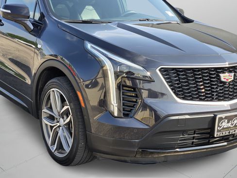 Used 2022 Cadillac XT4 Sport w/ Comfort Package FWD image 34