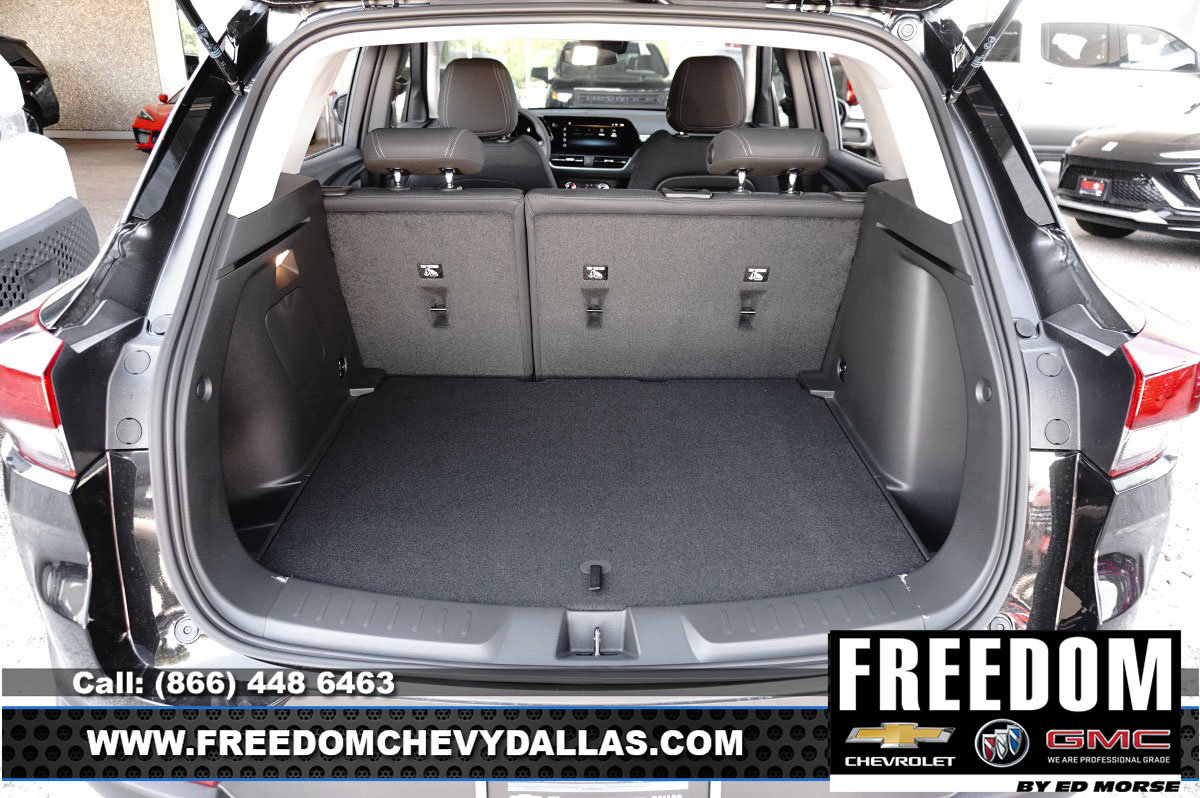 New 2026 Chevrolet TrailBlazer LS w/ LS Convenience Package FWD image 39
