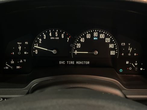 Used 2006 Cadillac XLR RWD image 17