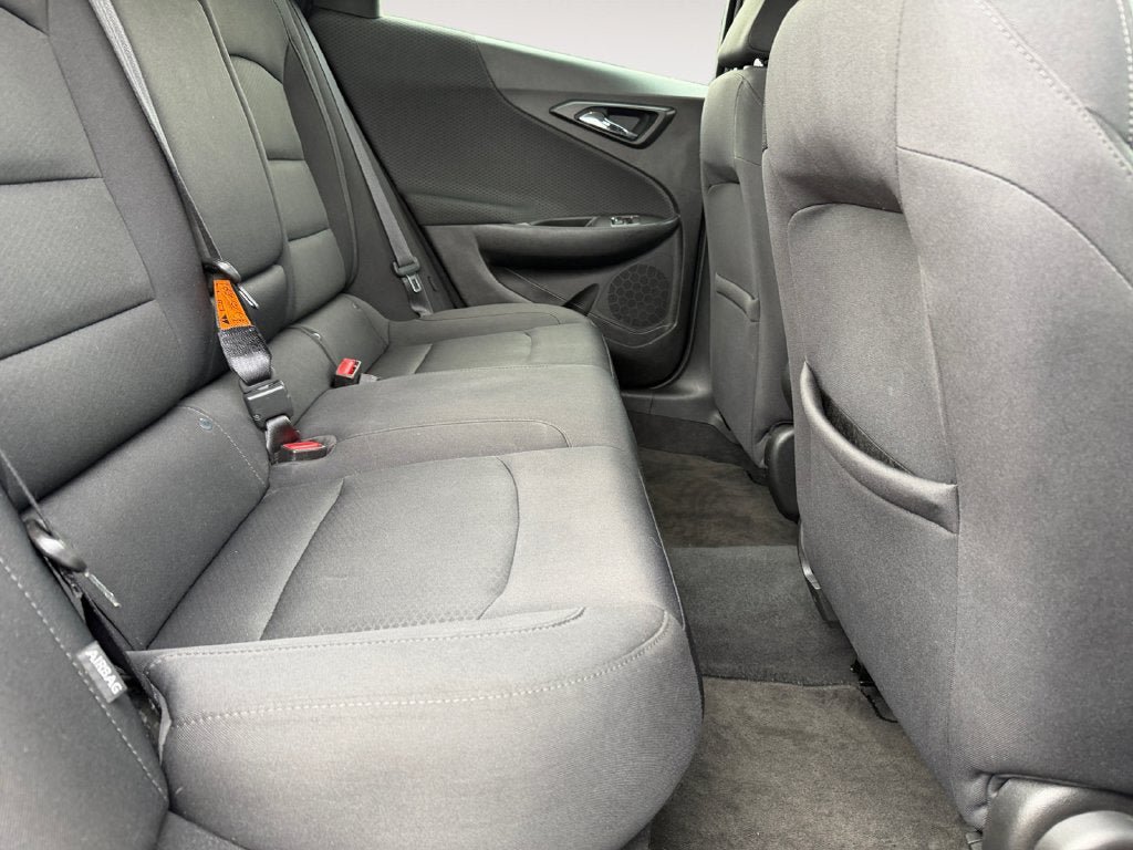 Used 2017 Chevrolet Malibu LS FWD image 23