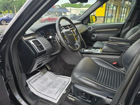 Used 2019 Land Rover Discovery HSE AWD/4WD image 12