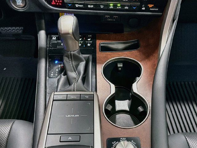 Used 2022 Lexus RX 350L Premium w/ Premium Package AWD/4WD image 15