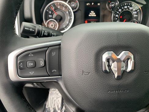 Certified 2025 RAM 1500 Big Horn RWD image 10