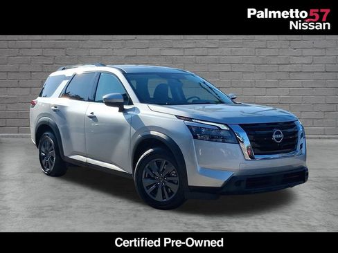 Used 2024 Nissan Pathfinder SV FWD image 1