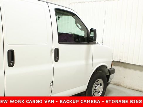 New 2025 Chevrolet Express 2500 w/ Driver Convenience Package image 34